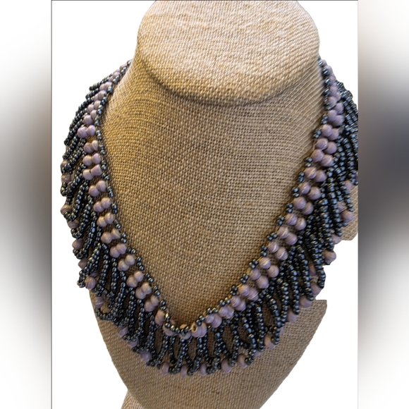 Stunning Gray/Blue & Lavender Beaded 18" Collar Statement Necklace - Picture 4 of 4